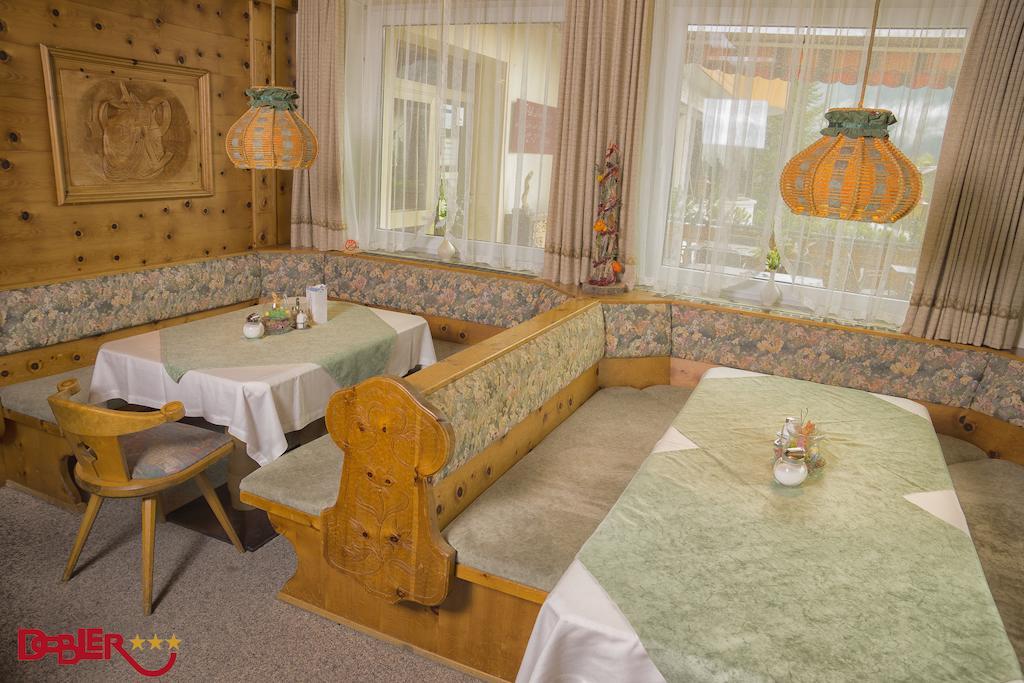 Ferienhotel Dobler Weissenbach am Lech Exterior photo