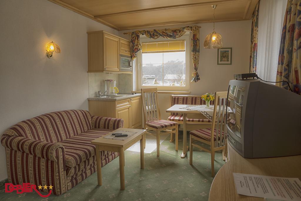 Ferienhotel Dobler Weissenbach am Lech Room photo